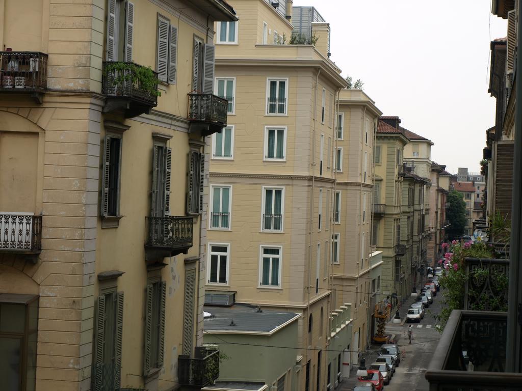 B&B Central Station Турин Екстер'єр фото