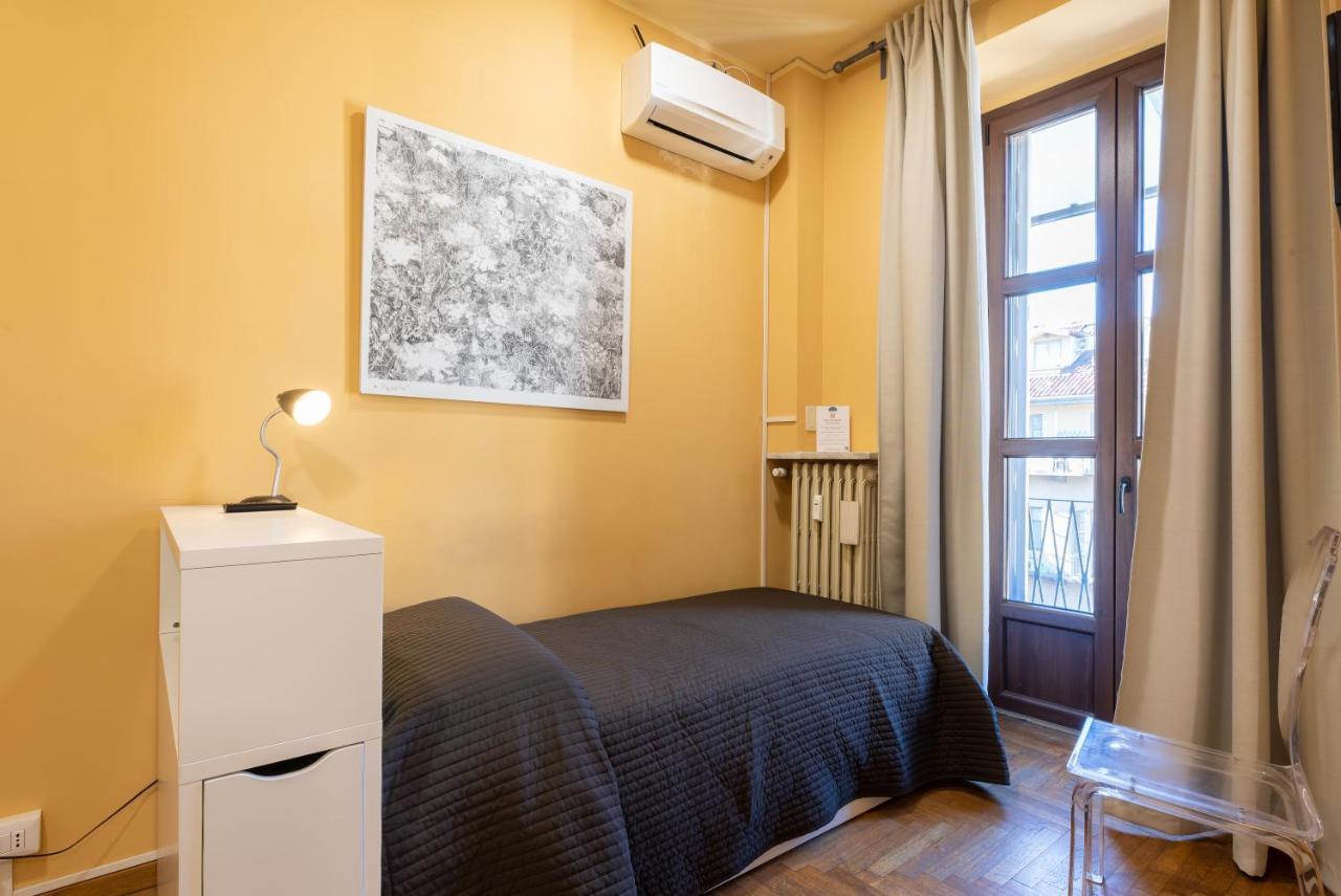 B&B Central Station Турин Екстер'єр фото