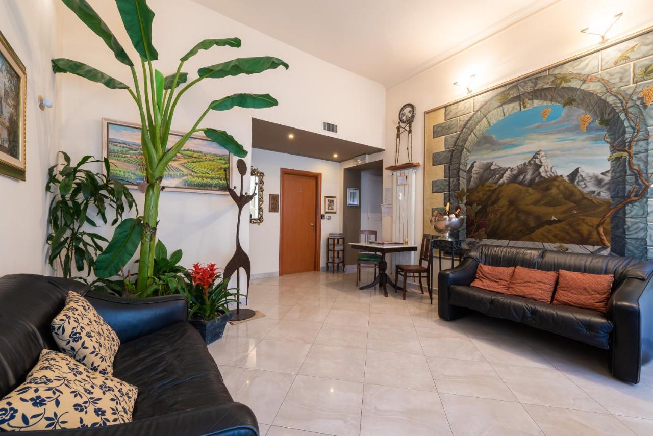 B&B Central Station Турин Екстер'єр фото