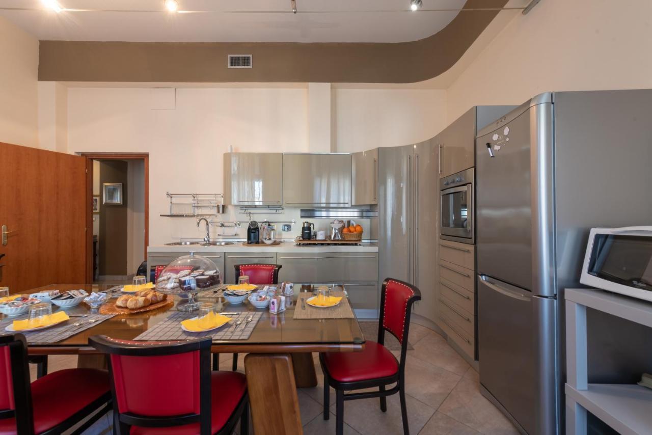 B&B Central Station Турин Екстер'єр фото