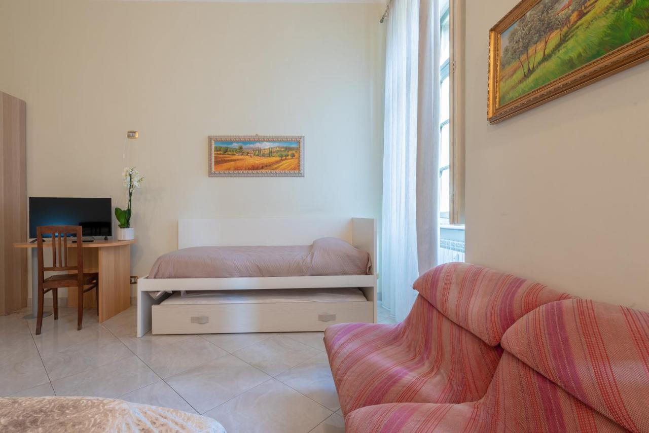 B&B Central Station Турин Екстер'єр фото